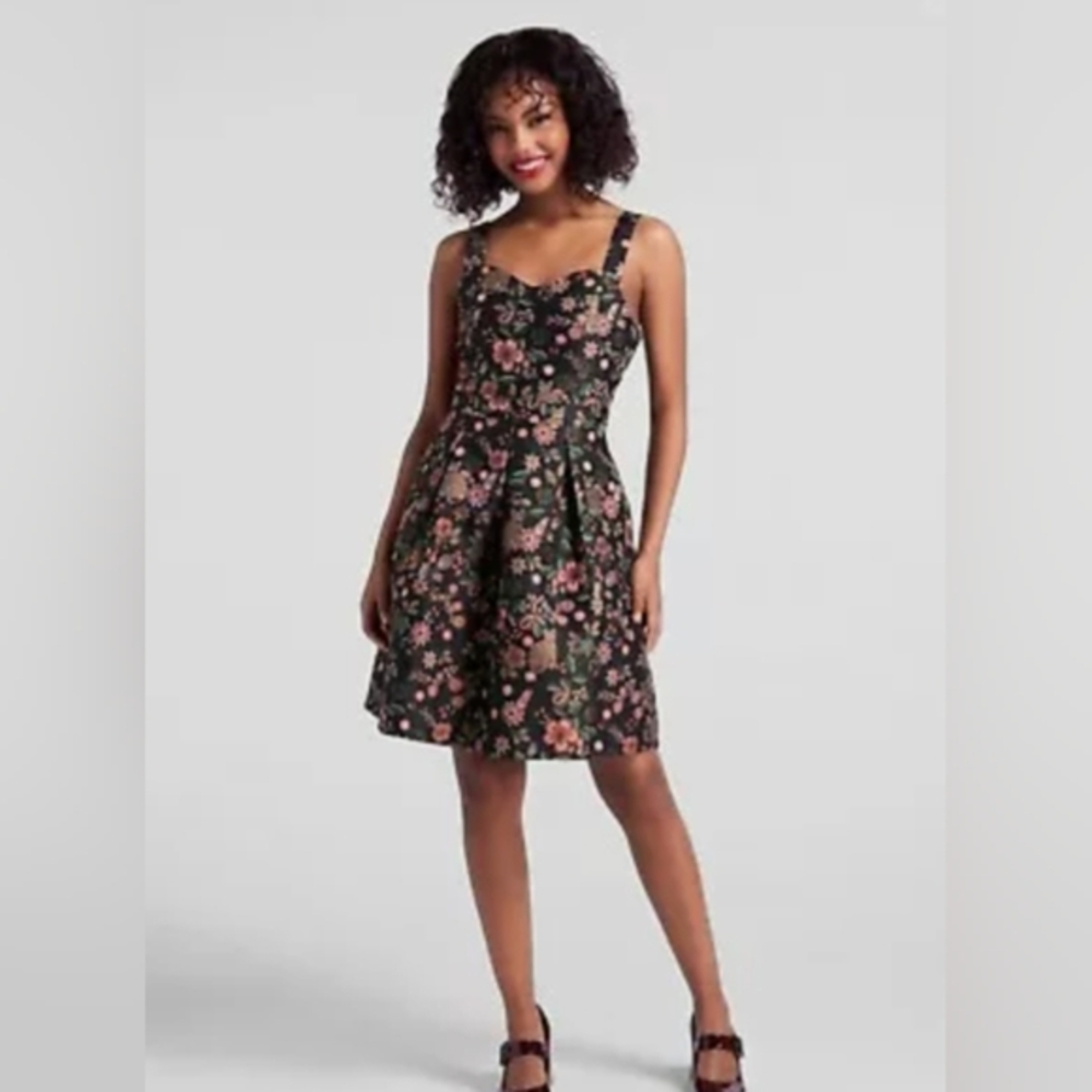 NWT Modcloth Dash of Decadence Fit And Flare Dress Size 8